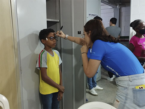 institutovisaosolidaria-projeto-crianca-de-visao-img-galeria-006.jpg